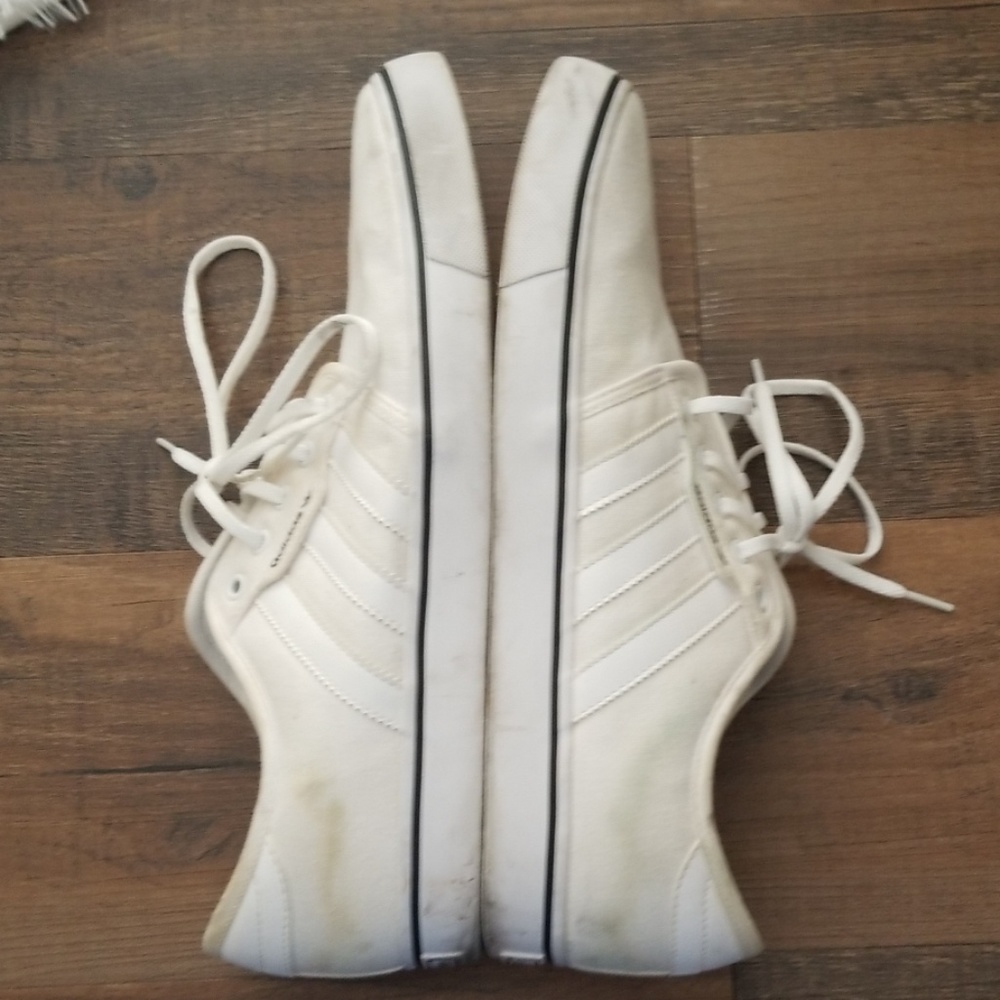 Adidas White Canvas Mens 11.5 Shoes Sneakers - Picture 5 of 8